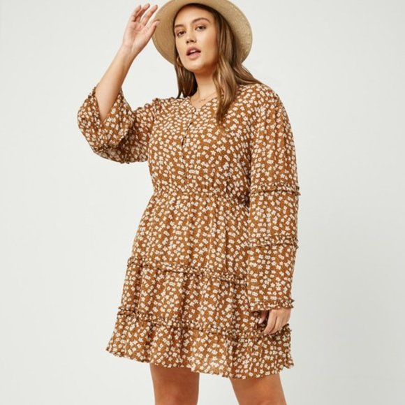 Piper Floral Trumpet Sleeve Dress - Picture 5 of 6